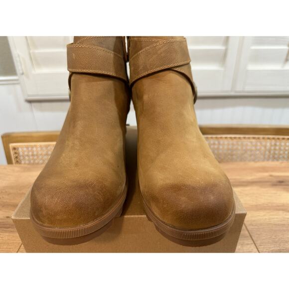 Sorel Women's Joan Of Arctic™ Wedge II Buckle Bootie WP Tan Leather Size 12 NWOB - Picture 6 of 14